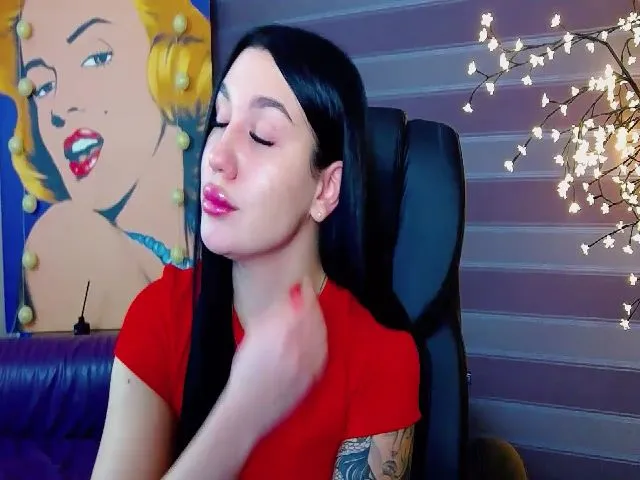 Live sex webcam photo for SabinaMorgan #272176329