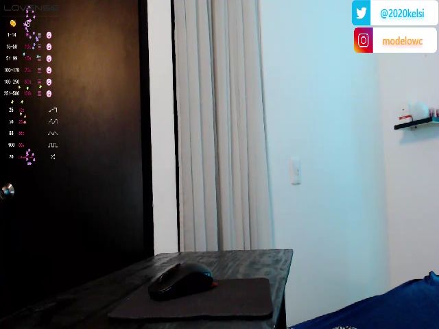 Live sex webcam photo for Sabri_69 #274039125