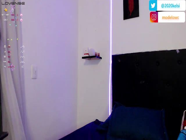 Live sex webcam photo for Sabri_69 #274050823