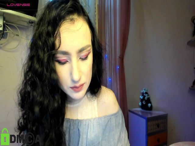 Live sex webcam photo for Sabriinaa #271708381