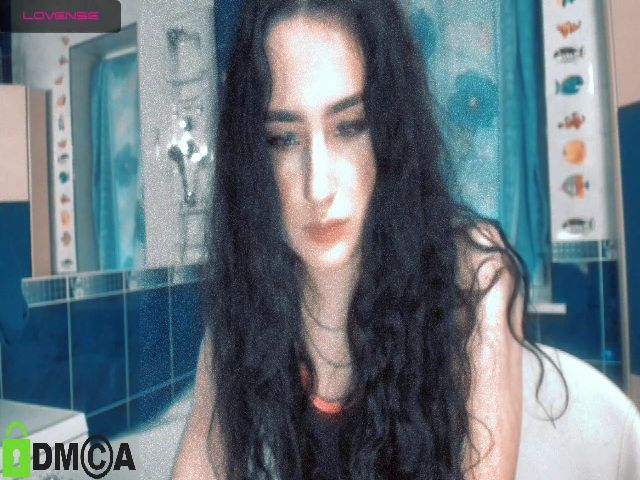 Live sex webcam photo for Sabriinaa #272608121