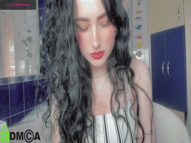 Live sex webcam photo for Sabriinaa #272673107