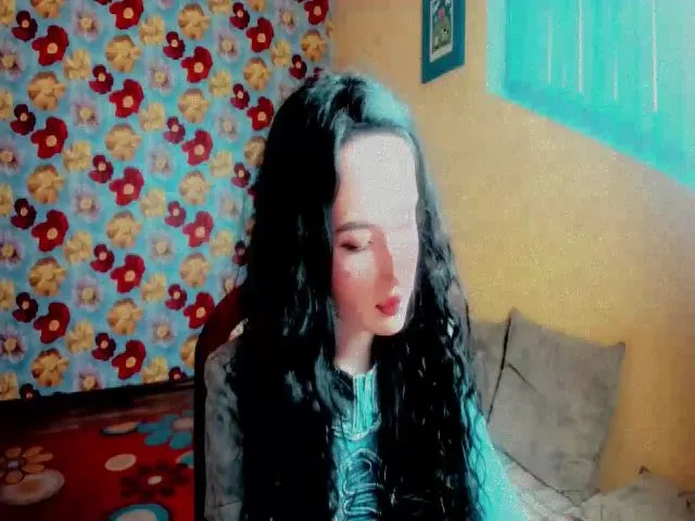 Live sex webcam photo for Sabriinaa #273480062