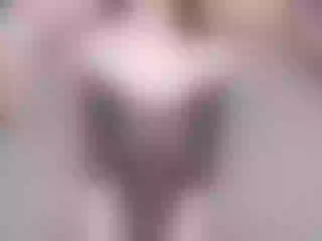 Live sex webcam photo for SabrinaGreyy #273810944