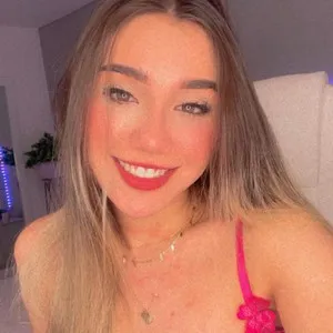 Live sex webcam photo for Sabrinarey_