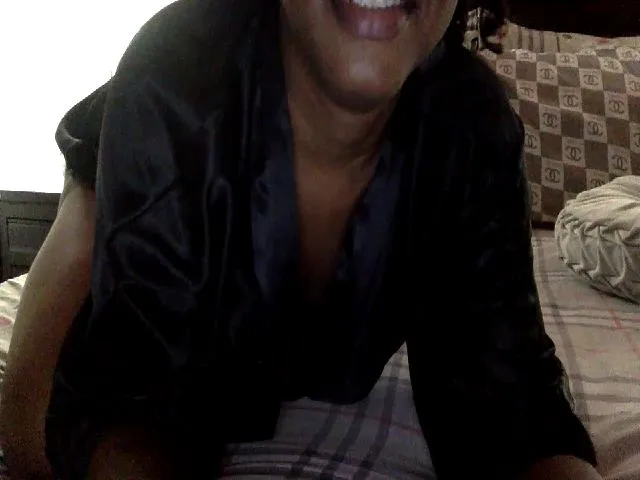 Live sex webcam photo for SaffireBleu #273708028