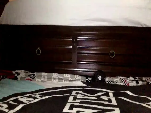 Live sex webcam photo for SaffireBleu #274363193