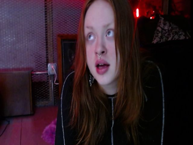 Live sex webcam photo for SageisStoned #271952335