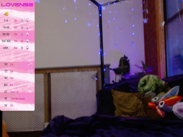 Live sex webcam photo for SageisStoned #272318258