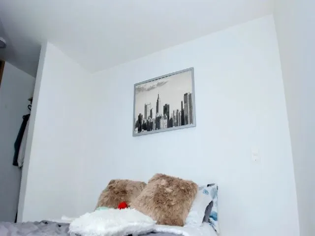 Live sex webcam photo for Salogarces #272320676