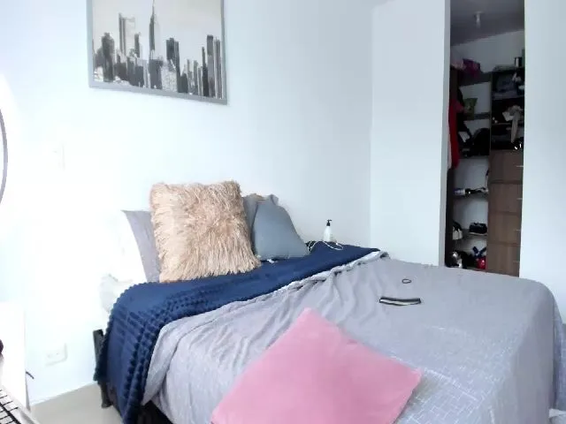 Live sex webcam photo for Salogarces #274354465