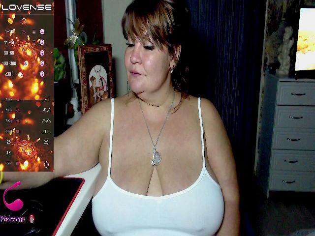 Live sex webcam photo for SamantaMature #272920786