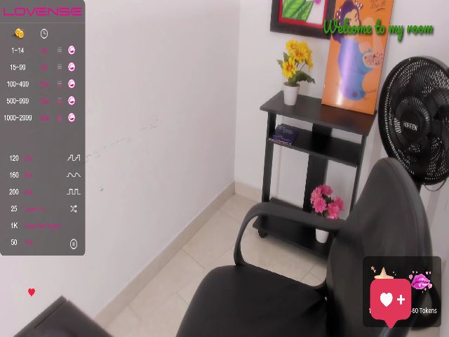 Live sex webcam photo for Samanta_evans #272358780