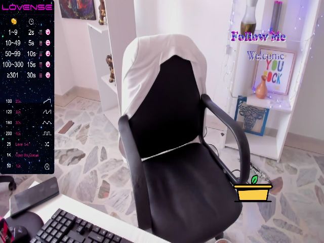 Live sex webcam photo for Samanta_evans #272963100