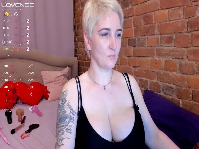 Live sex webcam photo for Samantha_Ash #273318078