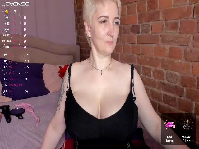 Live sex webcam photo for Samantha_Ash #273331342
