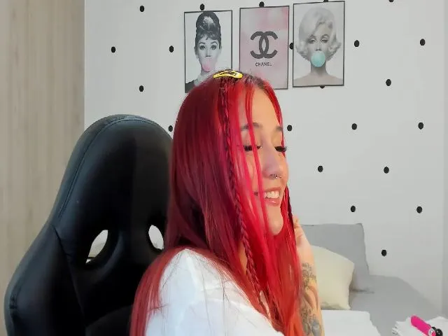Live sex webcam photo for Samantha_dee #272265231