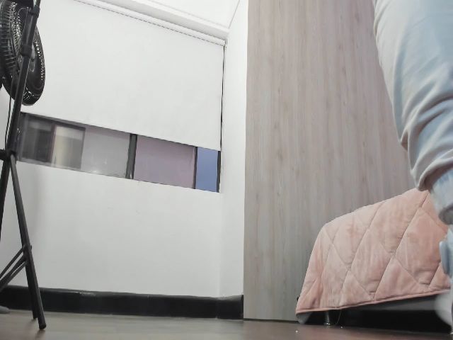 Live sex webcam photo for Samantha_dee #272851097