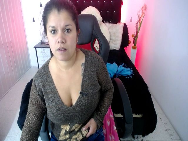 Live sex webcam photo for Samay_y #273623316