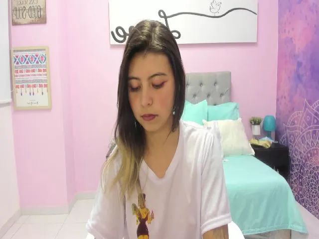 Live sex webcam photo for Sammy_Parker1 #272003229