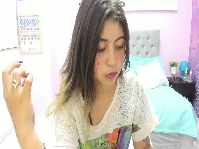 Live sex webcam photo for Sammy_Parker1 #272050179