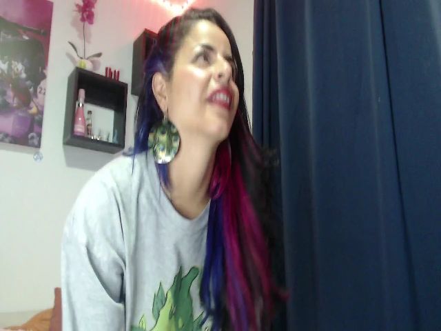 Live sex webcam photo for Sammy_pinkd #287883873