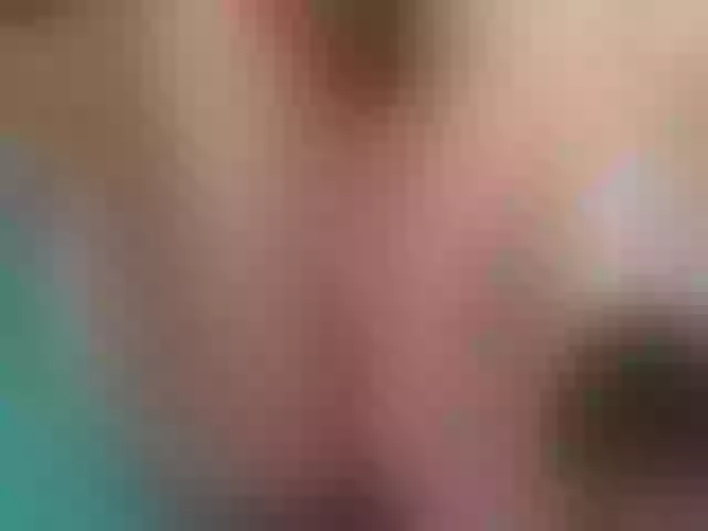 Live sex webcam photo for SandraDiRose1 #274626720