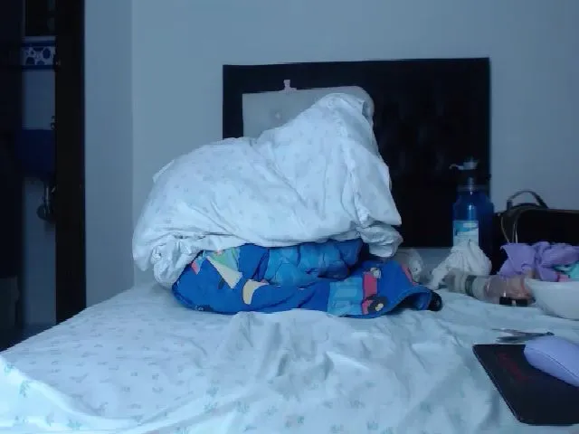 Live sex webcam photo for Sandylau2216 #273531455