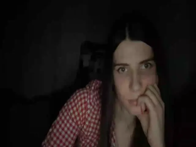 Live sex webcam photo for SaraRich #272687115
