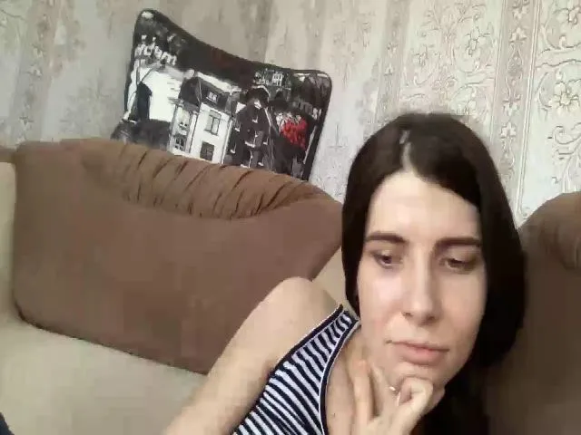 Live sex webcam photo for SaraRich #272755804