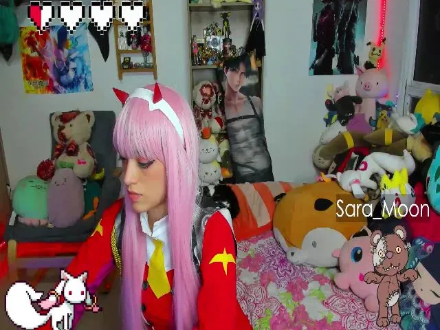 Live sex webcam photo for Sara_Skys #272312741