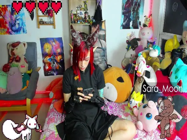 Live sex webcam photo for Sara_Skys #272367862