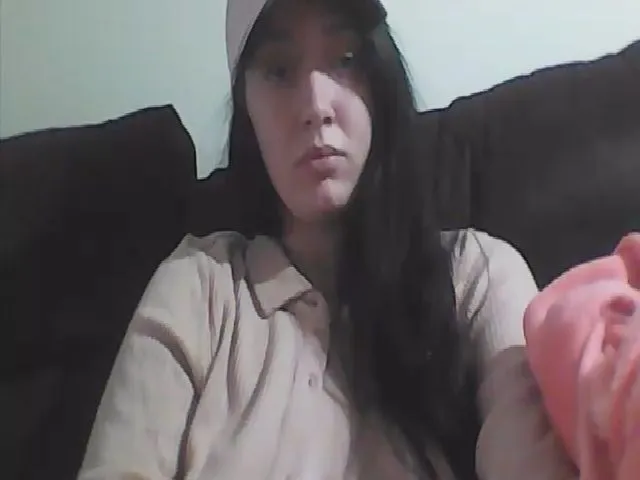 Live sex webcam photo for Sarafoxxxy #274637860