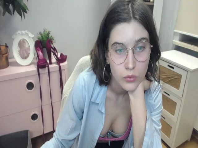 Live sex webcam photo for SarahPassionX #272362603