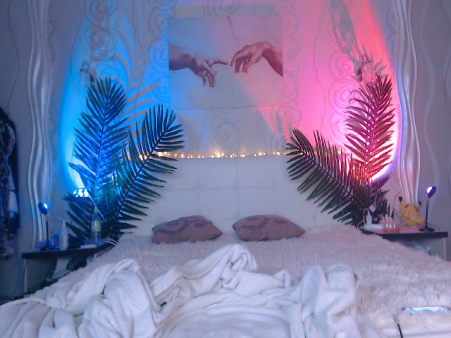 Live sex webcam photo for Sarah_Pink #272087521