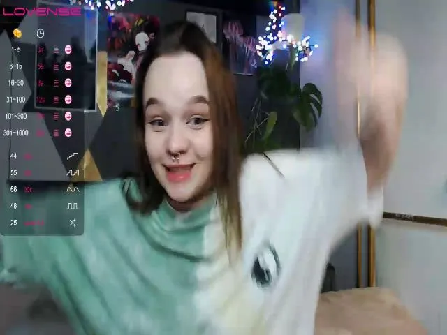 Live sex webcam photo for Sarah_Wonder #272667214