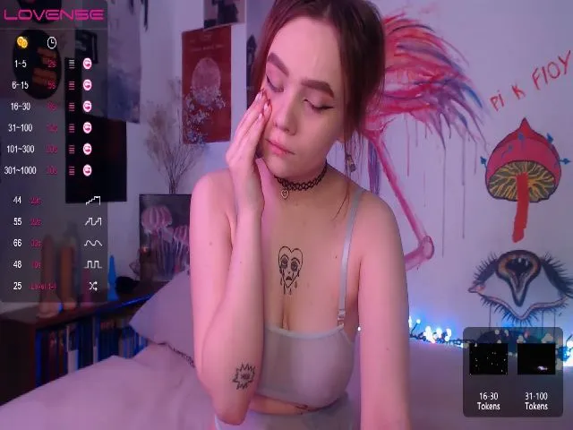 Live sex webcam photo for Sarah_Wonder #273367971