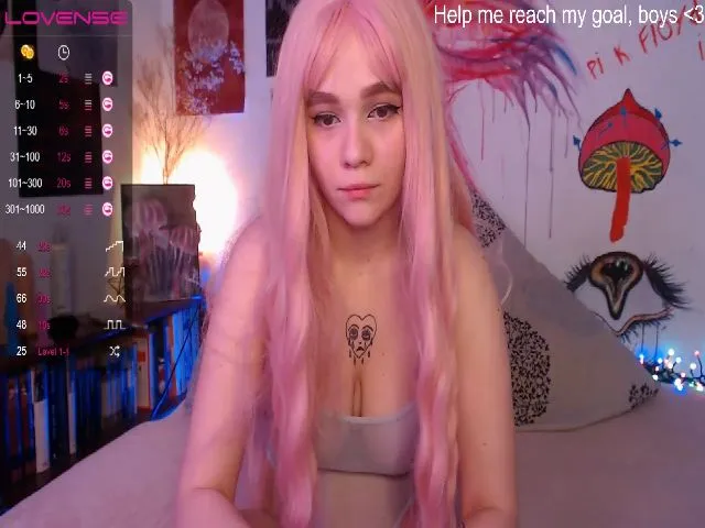 Live sex webcam photo for Sarah_Wonder #273447753