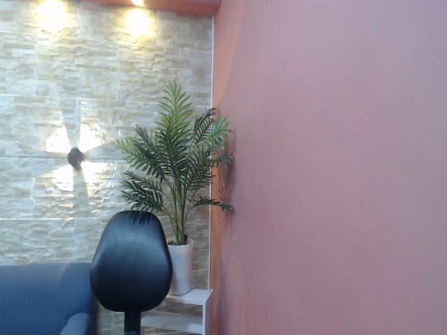 Live sex webcam photo for Saray22xx #272118360