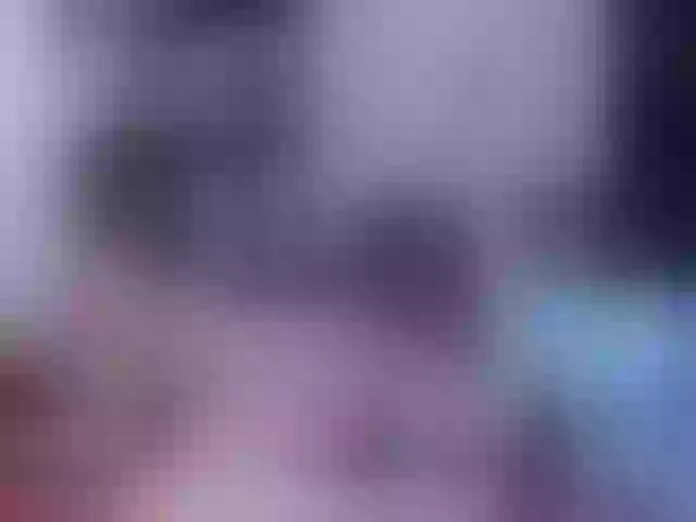 Live sex webcam photo for SashaRoan #273078597