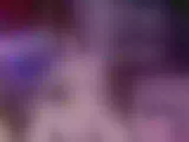 Live sex webcam photo for SashaRoan #273134406