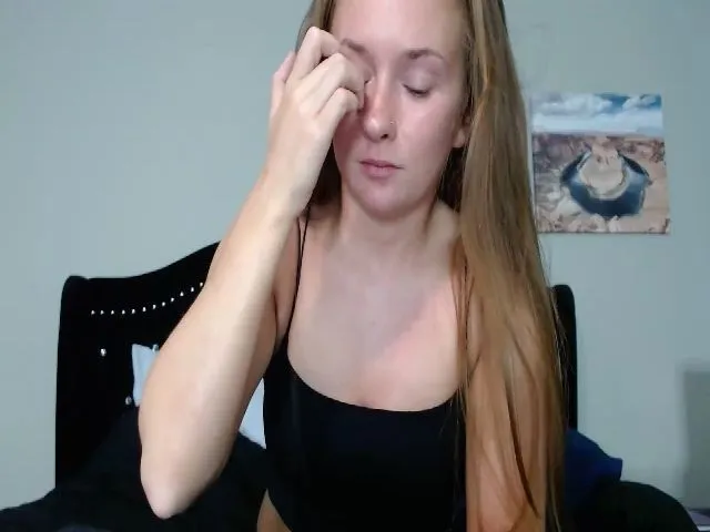 Live sex webcam photo for Sashawonderr #274465150