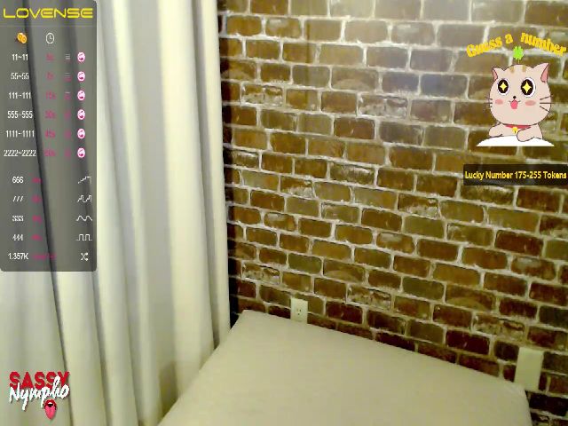 Live sex webcam photo for Sassy_Nympho #272741359