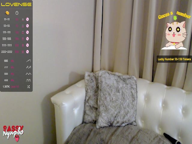 Live sex webcam photo for Sassy_Nympho #272963206