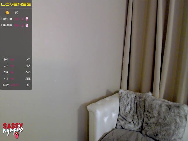 Live sex webcam photo for Sassy_Nympho #272978121