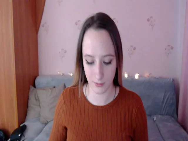 Live sex webcam photo for Saura #272424177