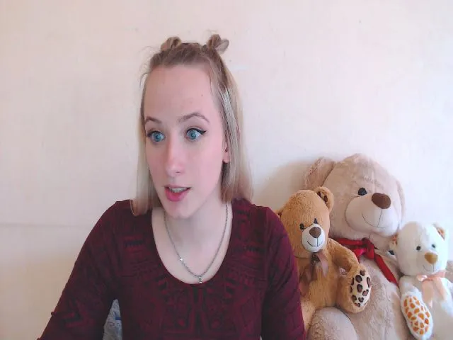 Live sex webcam photo for Saura #273178577