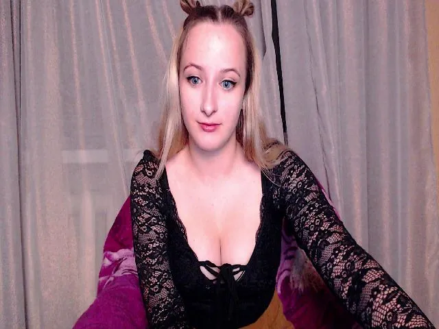 Live sex webcam photo for Saura #274015028