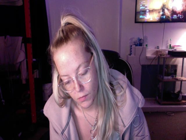 Live sex webcam photo for SavageBaabie #273641953
