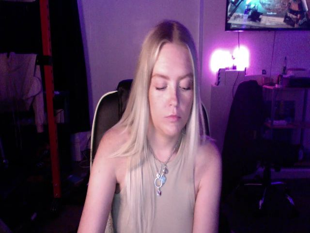 Live sex webcam photo for SavageBaabie #273648828
